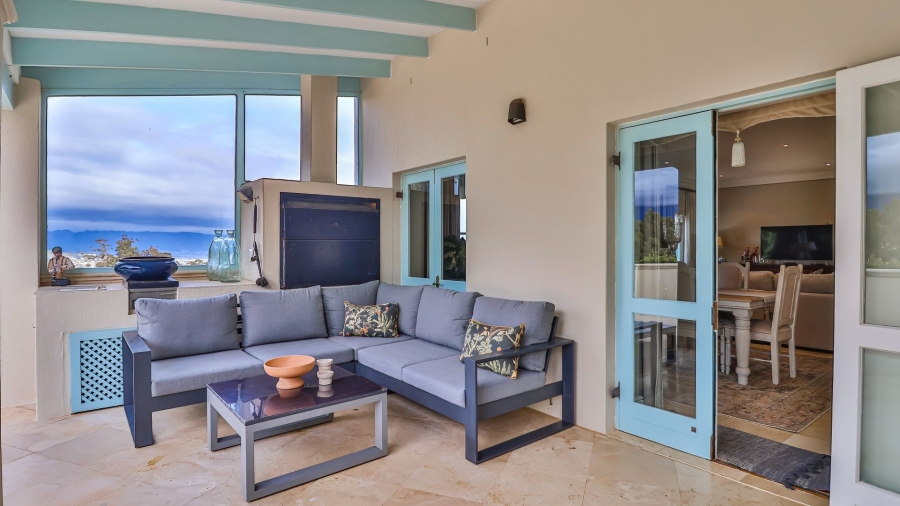 4 Bedroom Property for Sale in Spanish Farm Western Cape